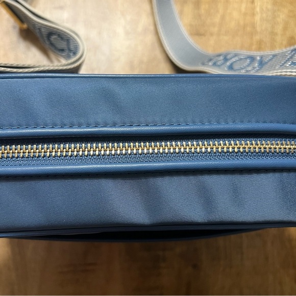 NWT Michael Kors Jet Set Blue Large Nylon Gabardine Crossbody Bag w/ Logo Strap - Picture 11 of 16